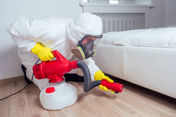 Best Emergency Pest Control  in East Lansing, MI